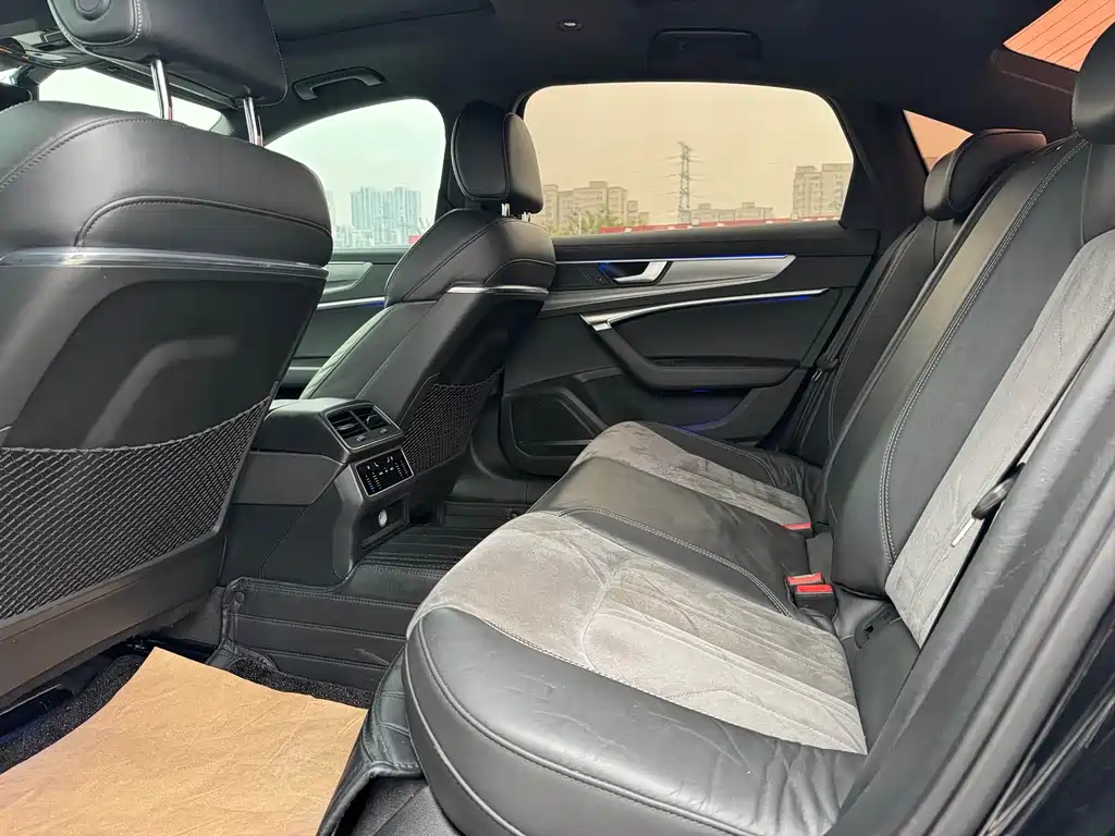 Audi A6L — миниатюра 13