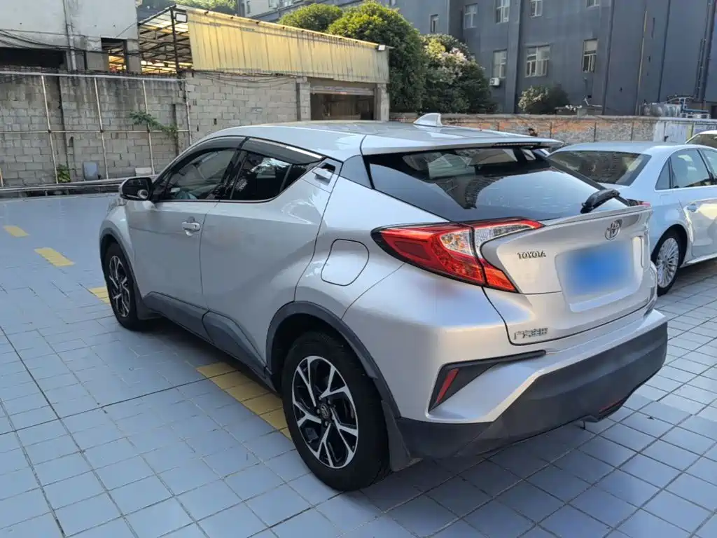 Toyota C-HR — миниатюра 5