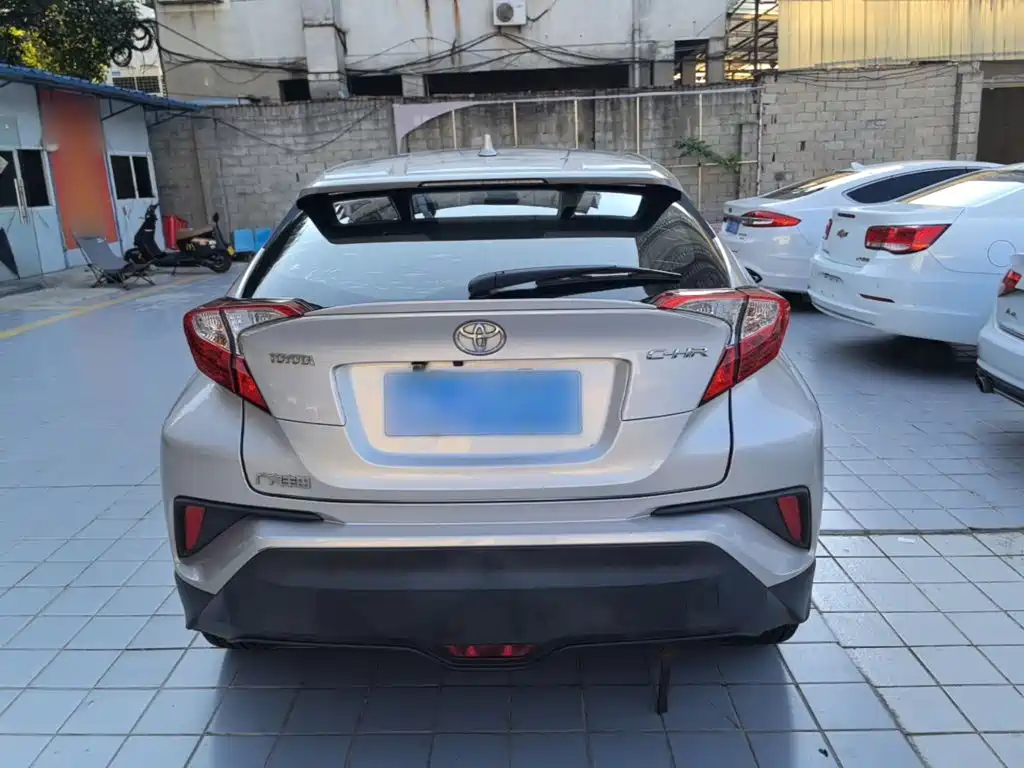 Toyota C-HR — миниатюра 6