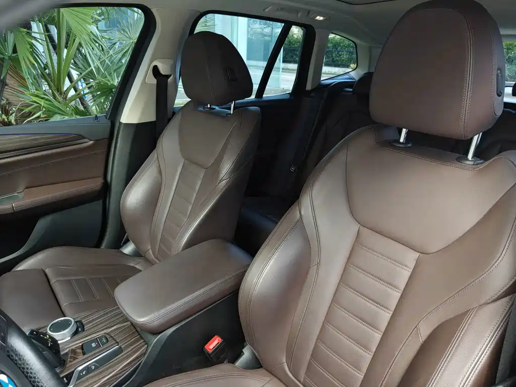 BMW X3 — миниатюра 13