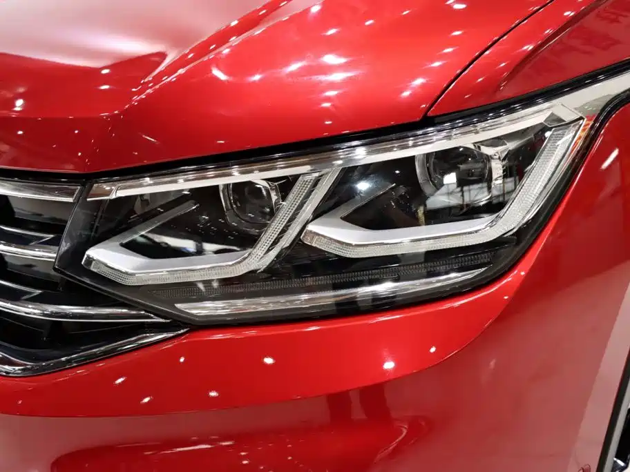 Volkswagen Tiguan X — миниатюра 7