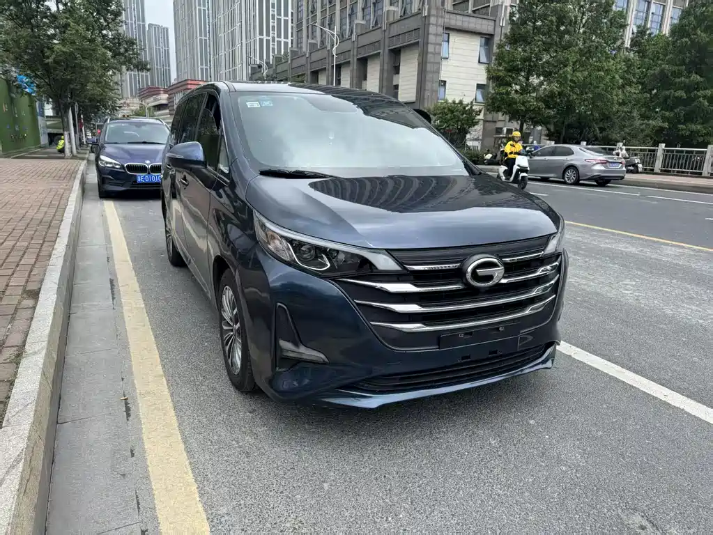 GAC M6 2019 270T DCT Premium （ мест） VI