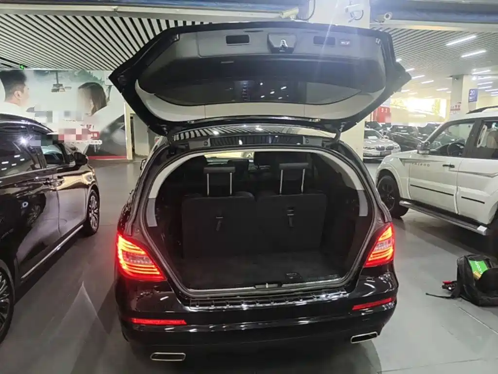 Mercedes-Benz R-Class — миниатюра 19