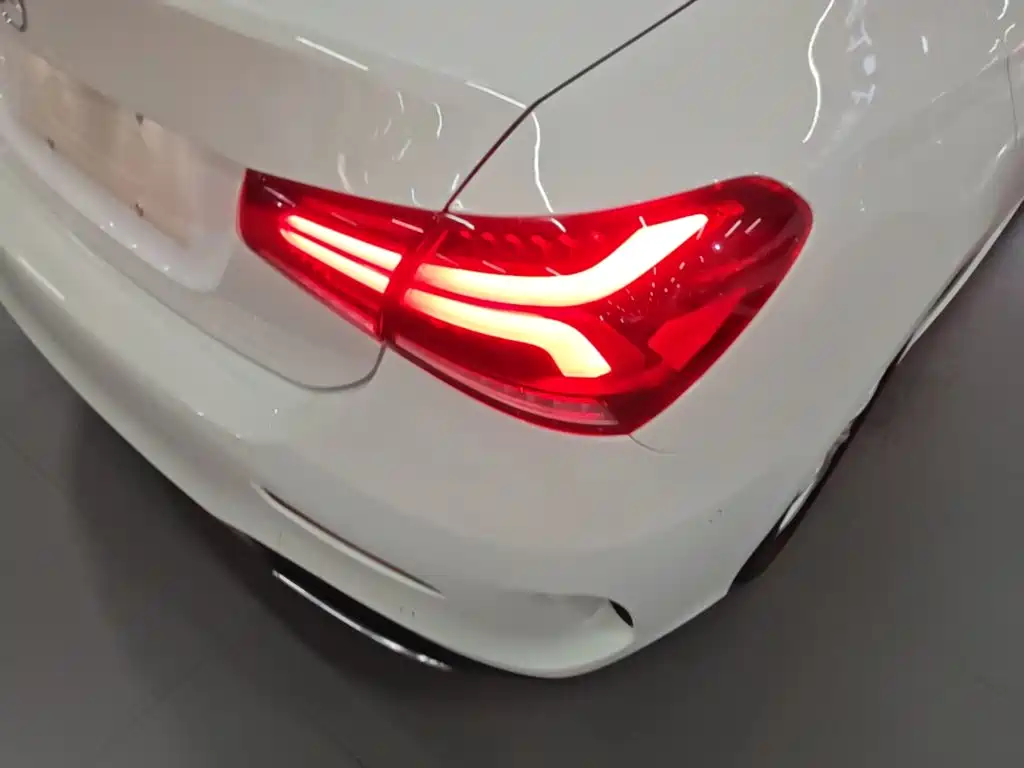 Mercedes-Benz A-Class — миниатюра 8
