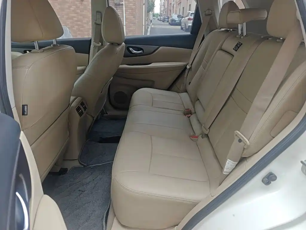 Nissan X-Trail — миниатюра 17