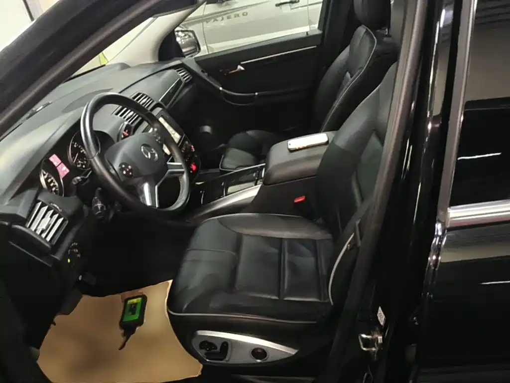 Mercedes-Benz R-Class — миниатюра 15