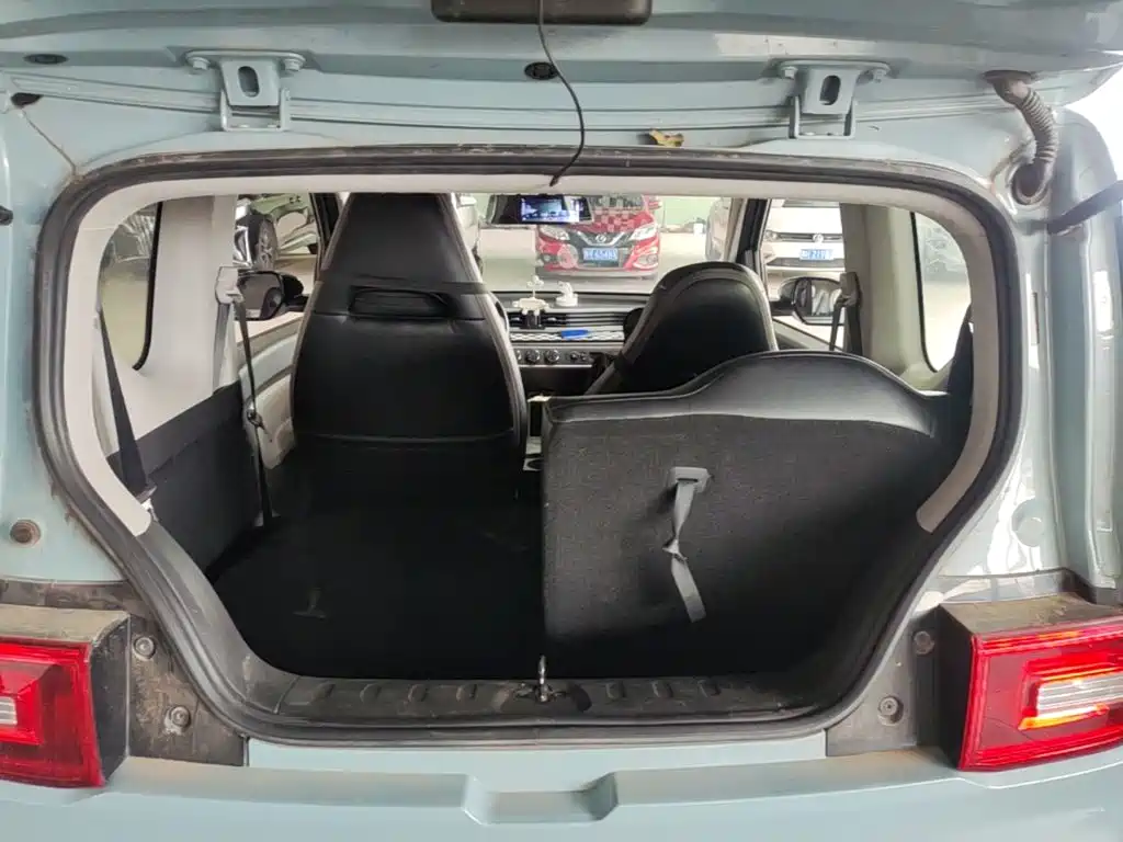 Wuling MINIEV — миниатюра 19