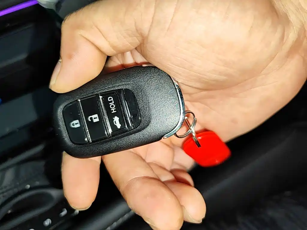 Honda Accord — миниатюра 9