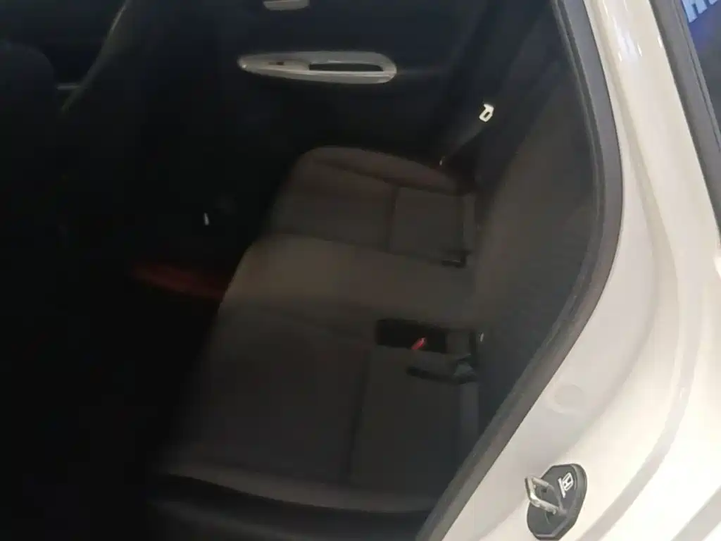 Honda Fit — миниатюра 17