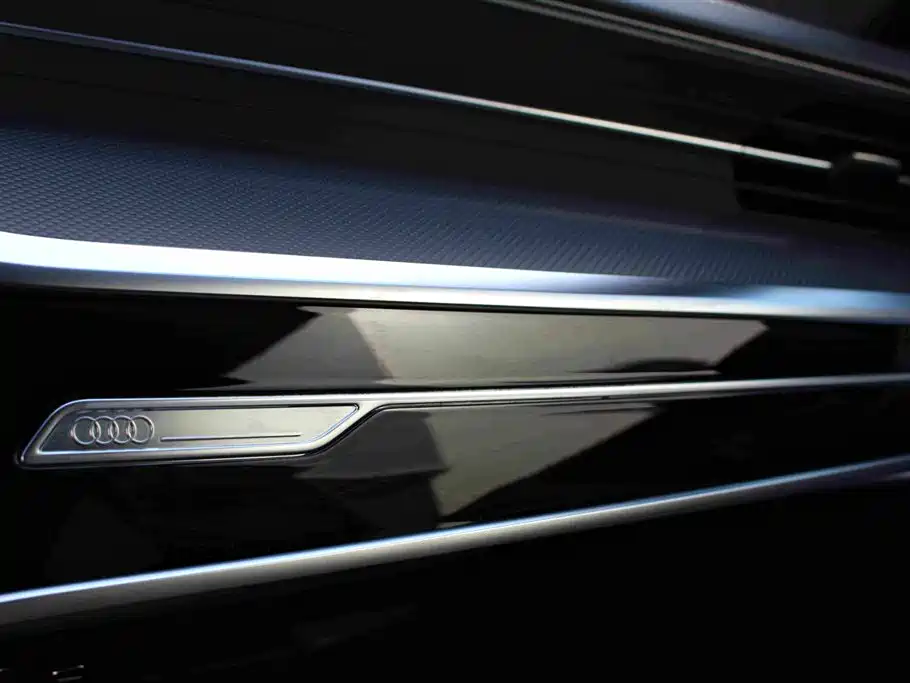 Audi A6L 2024 — фото 17