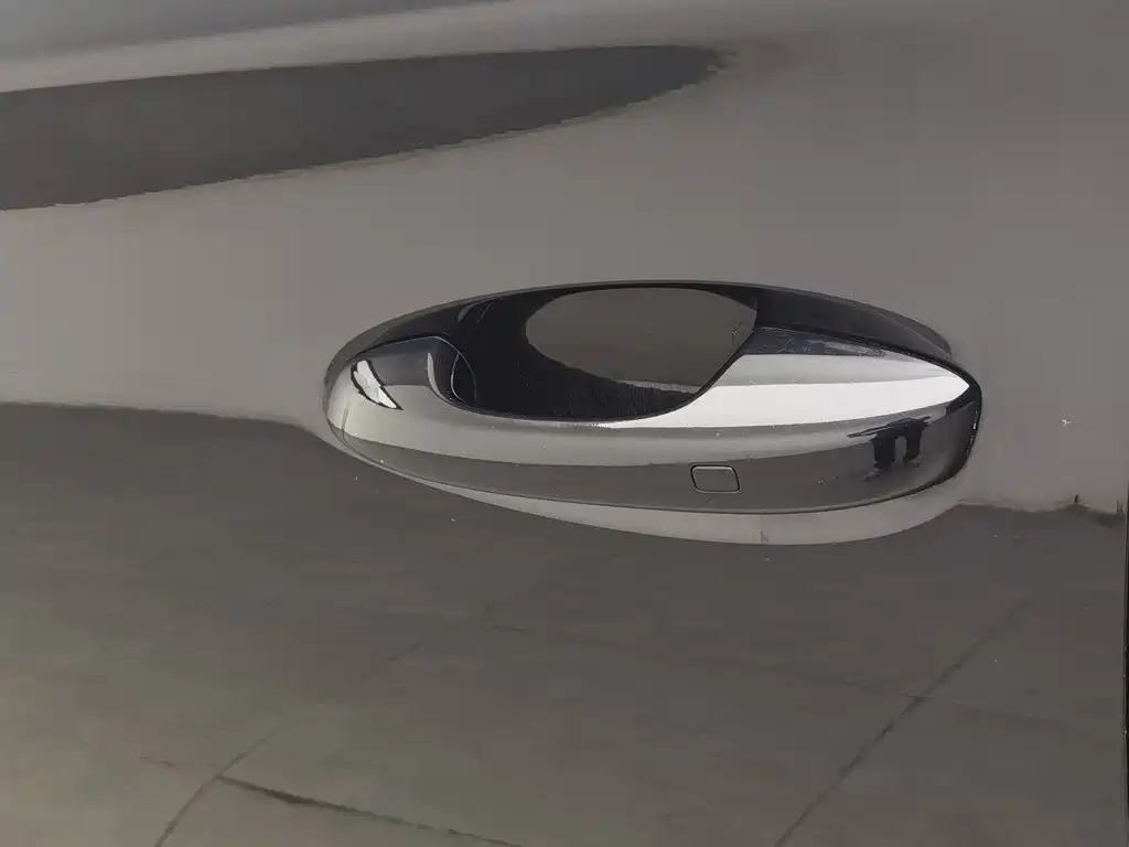 BYD Tang New Energy — миниатюра 18