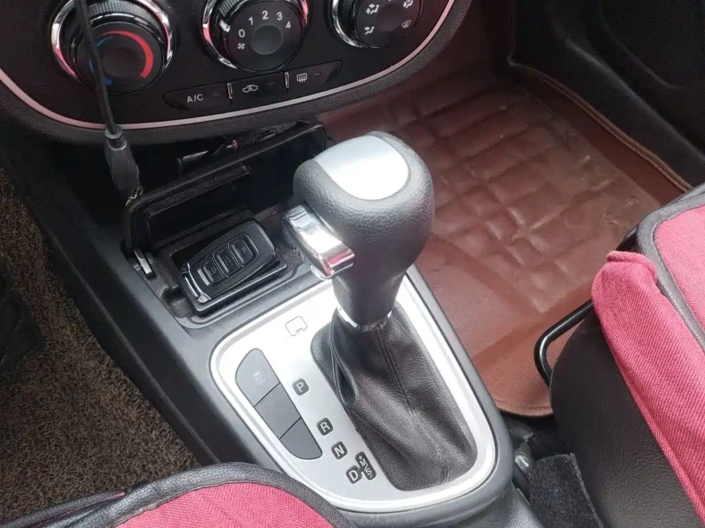 FAW Junpai D60 — миниатюра 10
