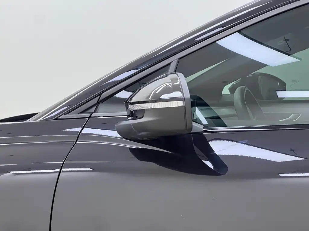 Audi Q5 e-tron — миниатюра 10