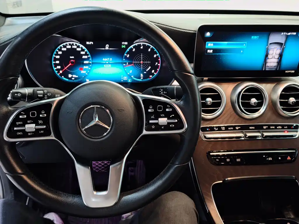 Mercedes-Benz GLC — миниатюра 8