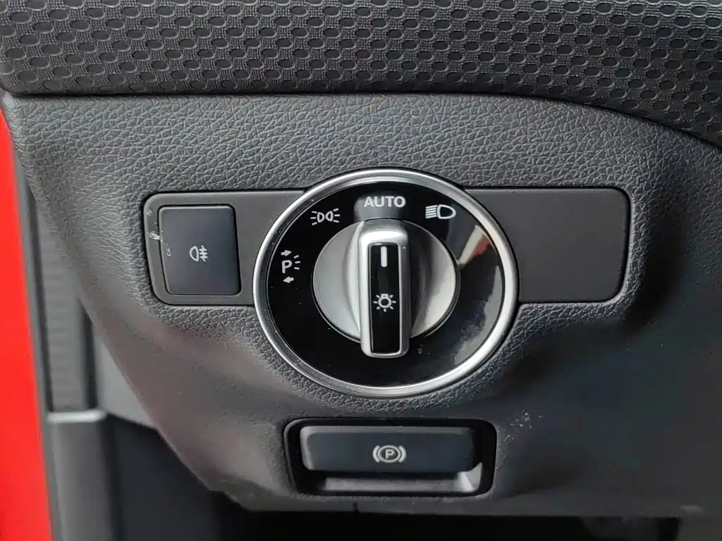 Mercedes-Benz A-Class (Import) — миниатюра 21