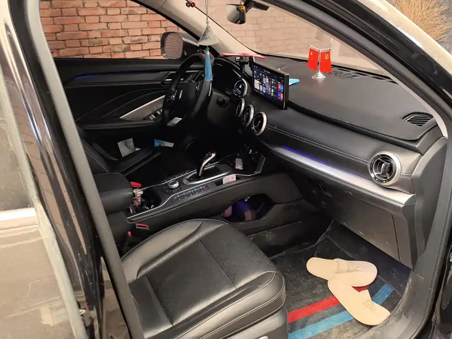 Wey Wey VV6 — миниатюра 8