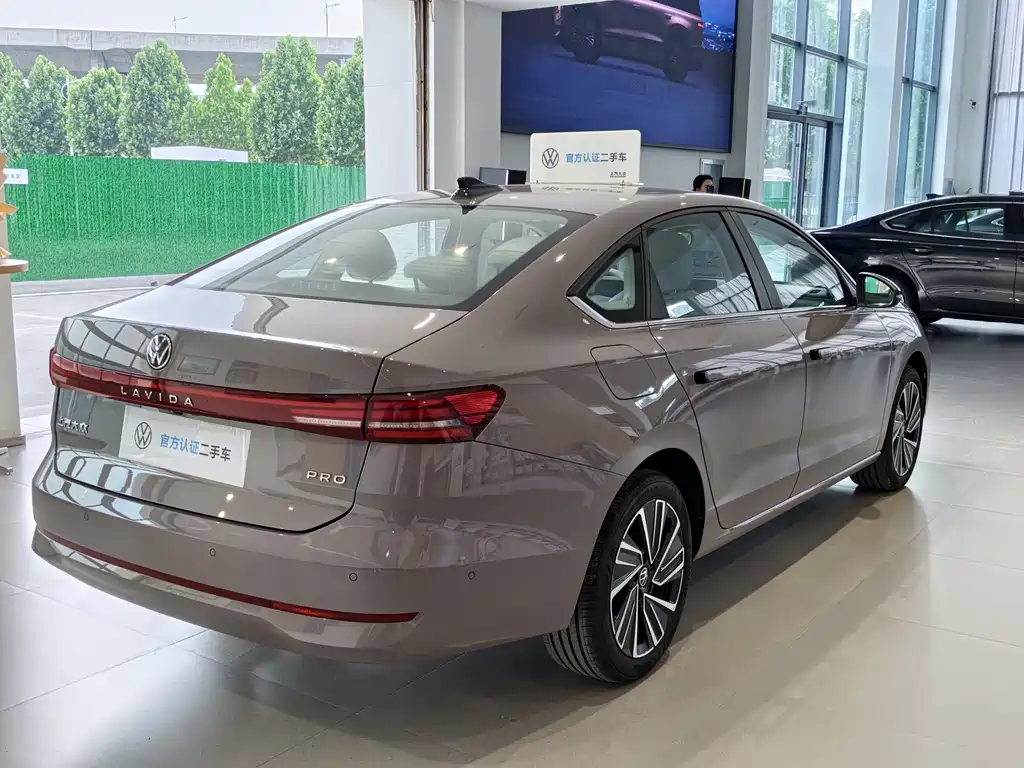 Volkswagen Lavida — миниатюра 15