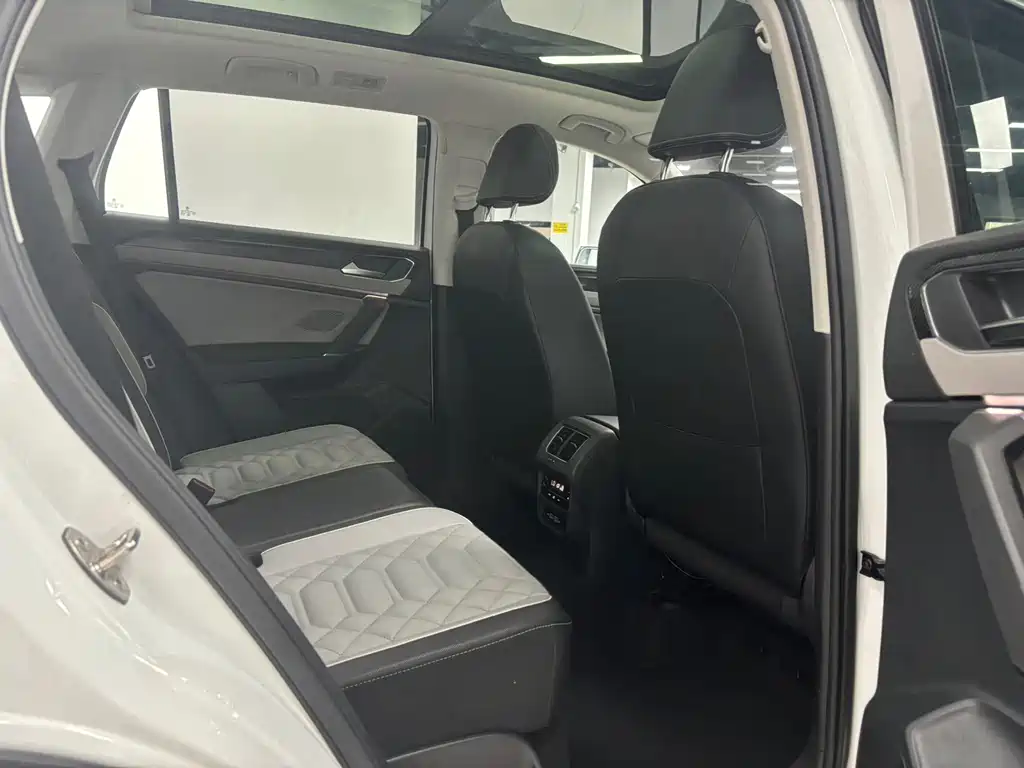 Volkswagen Tayron — миниатюра 12