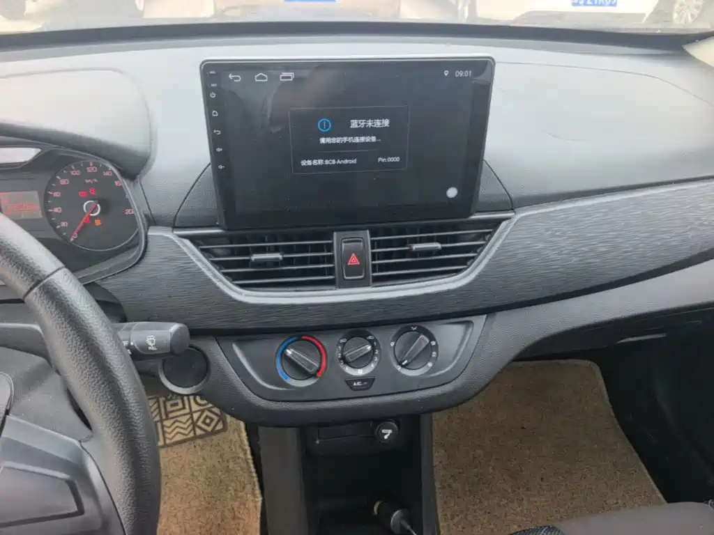 Baojun 310 — миниатюра 13