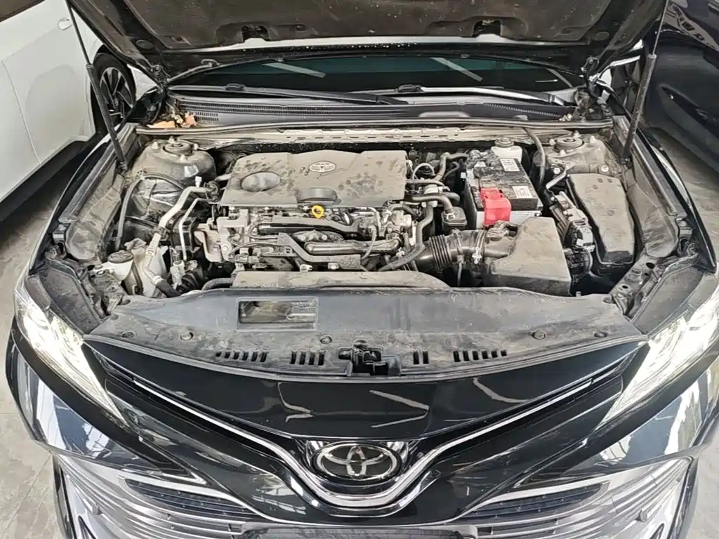 Toyota Camry — миниатюра 20