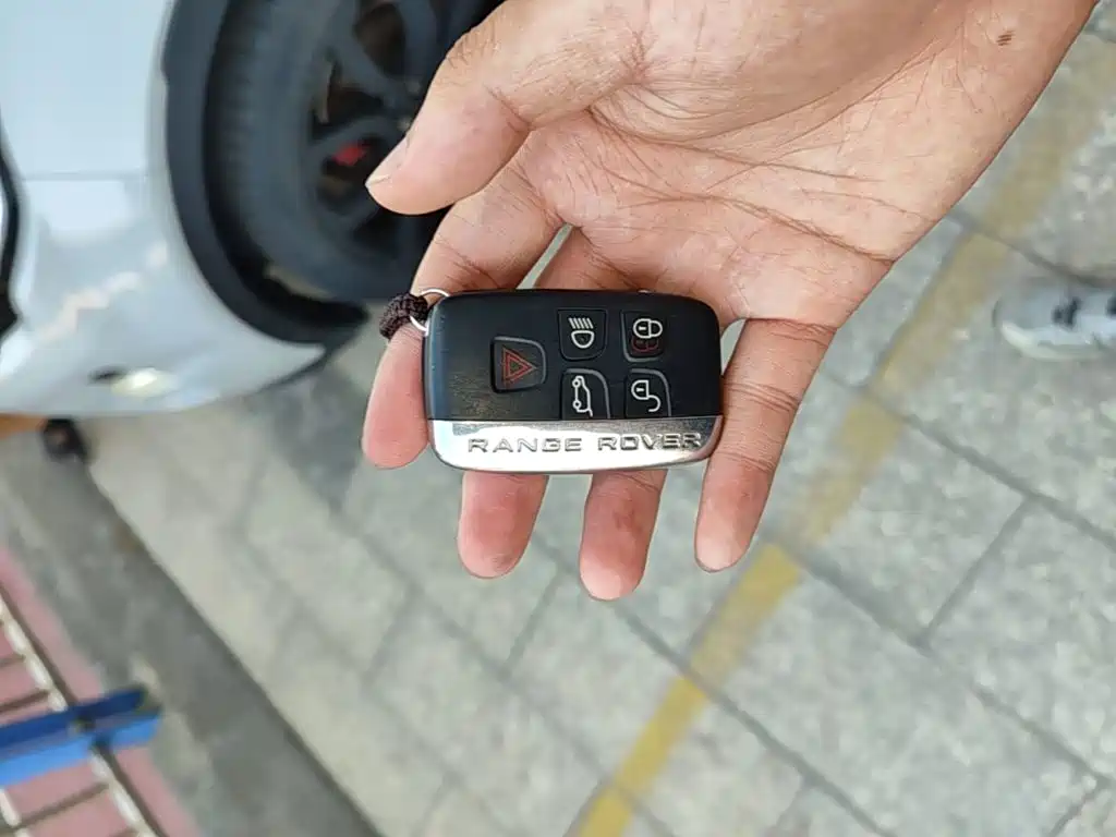 Land Rover Evoque (Import) — миниатюра 9