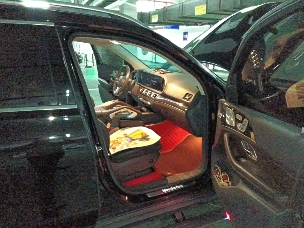Mercedes-Benz GLS — миниатюра 21