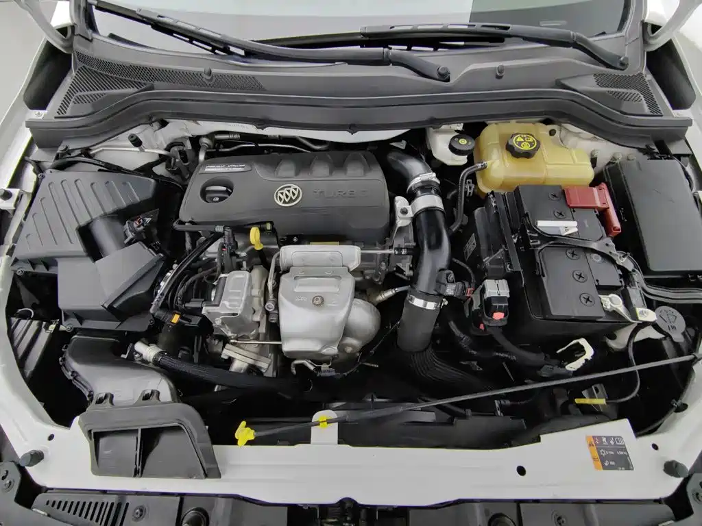 Buick Excelle — миниатюра 6