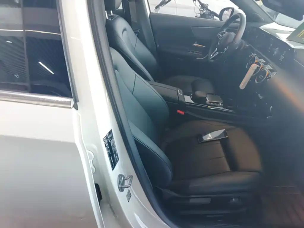 Mercedes-Benz A-Class — миниатюра 25
