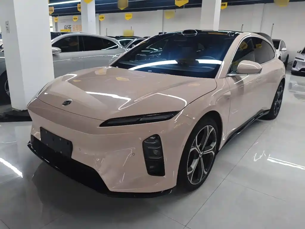 NIO ET5T — миниатюра 2