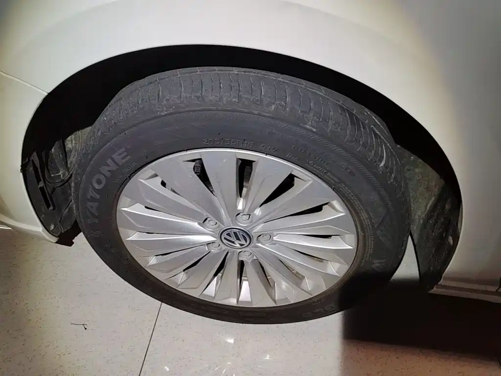 Volkswagen Lavida — миниатюра 23
