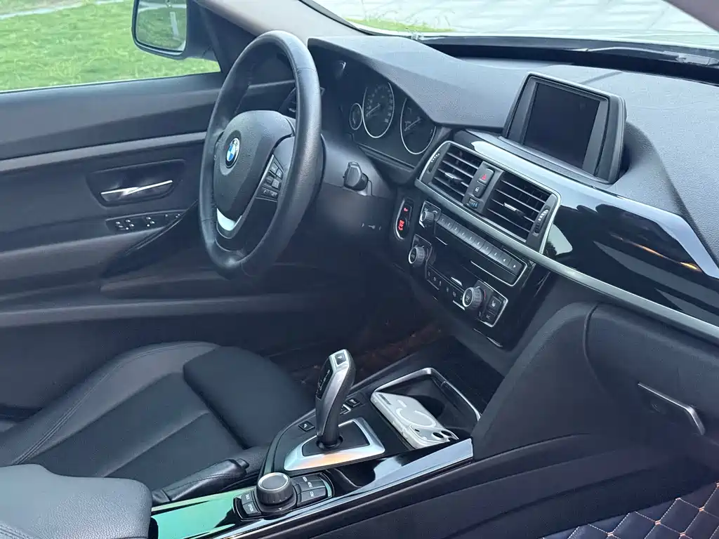 BMW 3 Series GT — миниатюра 16