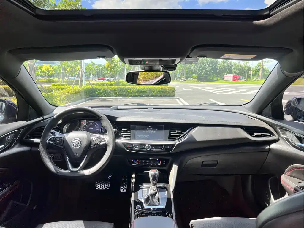 Buick Regal 2017 GS 28T Luxury