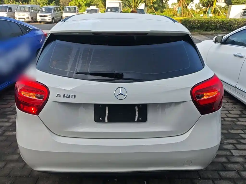 Mercedes-Benz A-Class (Import) — миниатюра 6