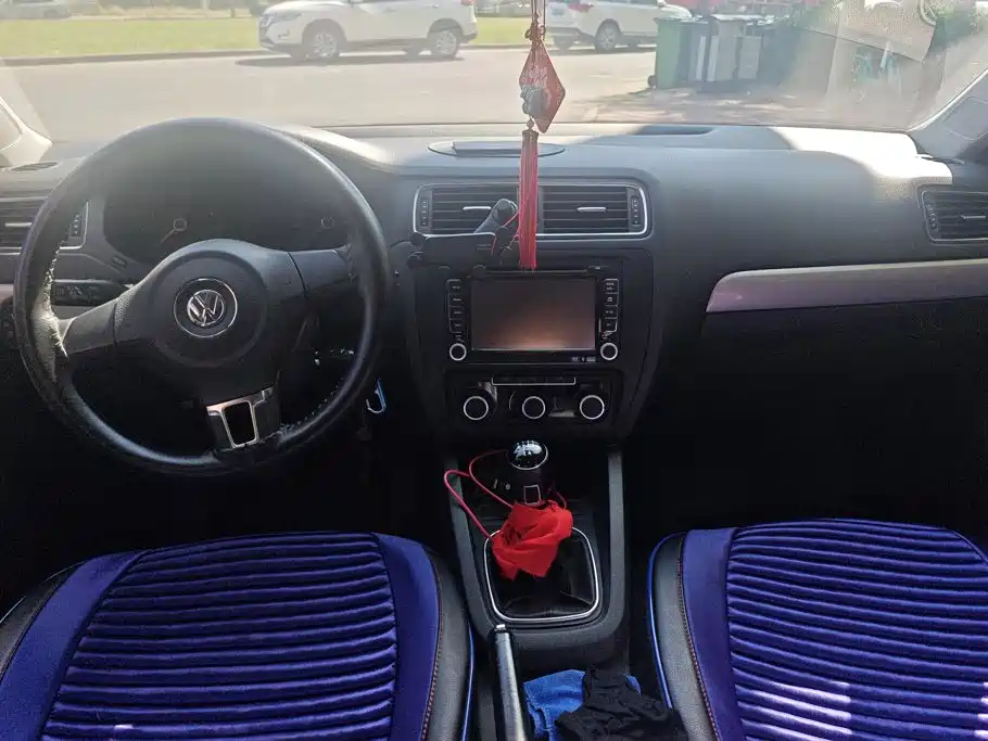 Volkswagen Sagitar — миниатюра 12