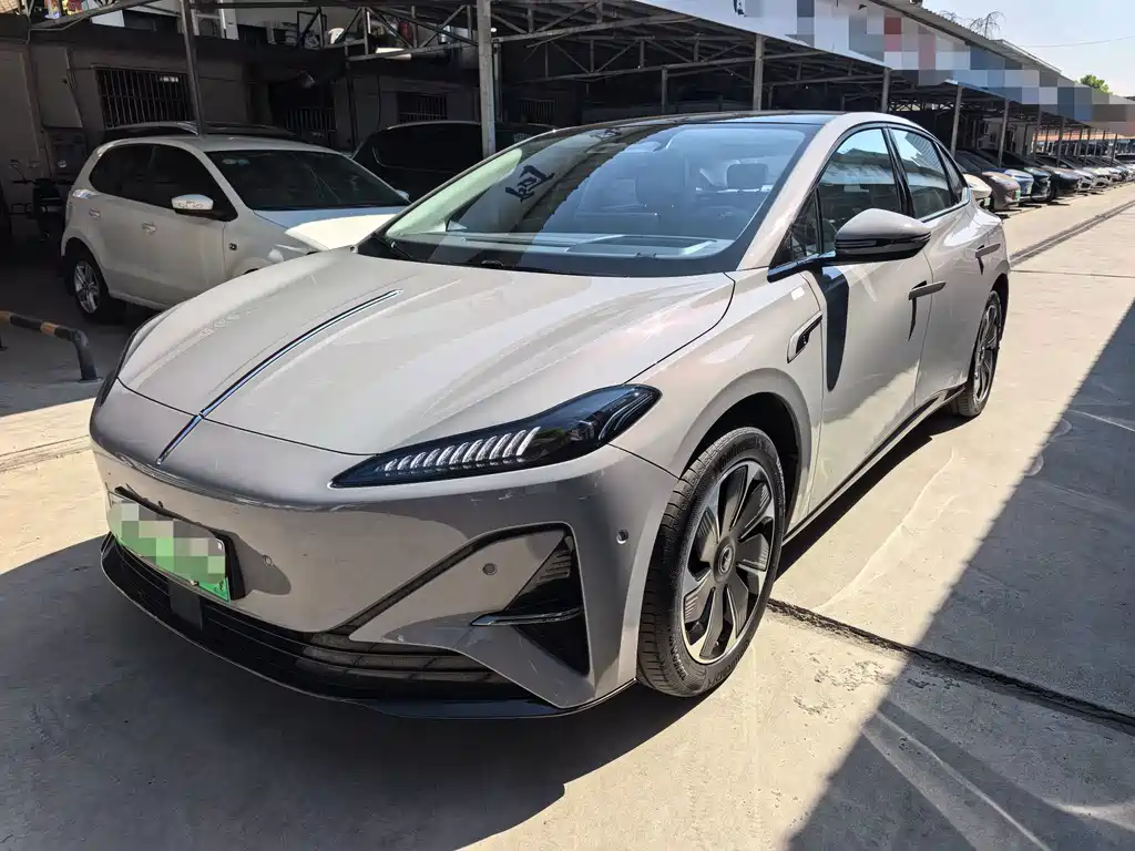 Hongqi Hongqi Tiangong 05 — миниатюра 3