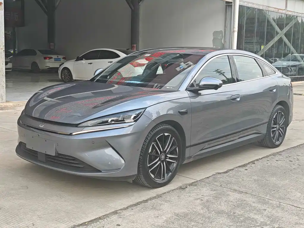 BYD QIN L
