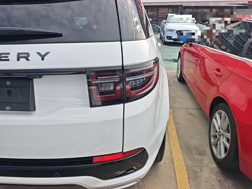 Land Rover Discovery Sport — миниатюра 8