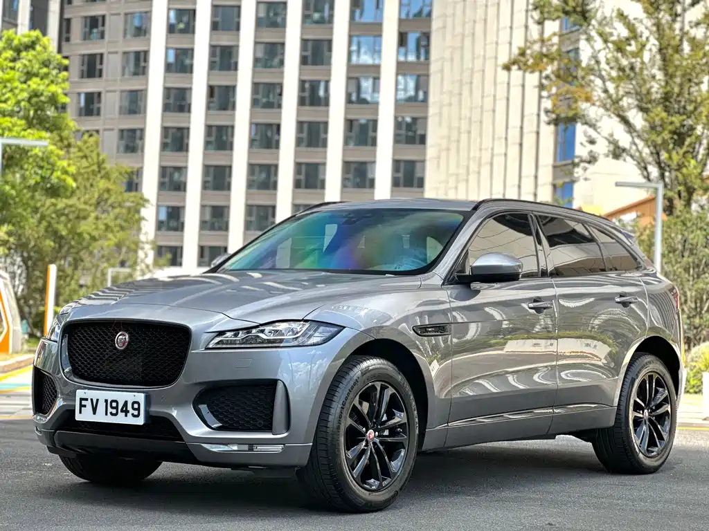 Jaguar F-PACE — миниатюра 3