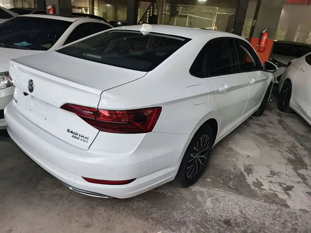 Volkswagen Sagitar — миниатюра 7