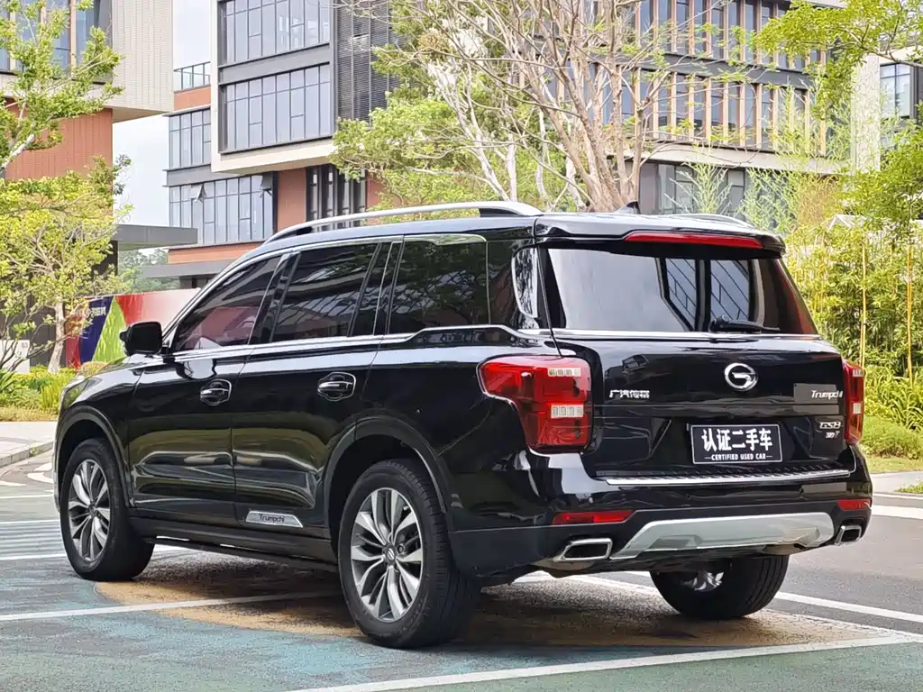 GAC GS8 2017 320T Luxury Smart Connect ( мест)