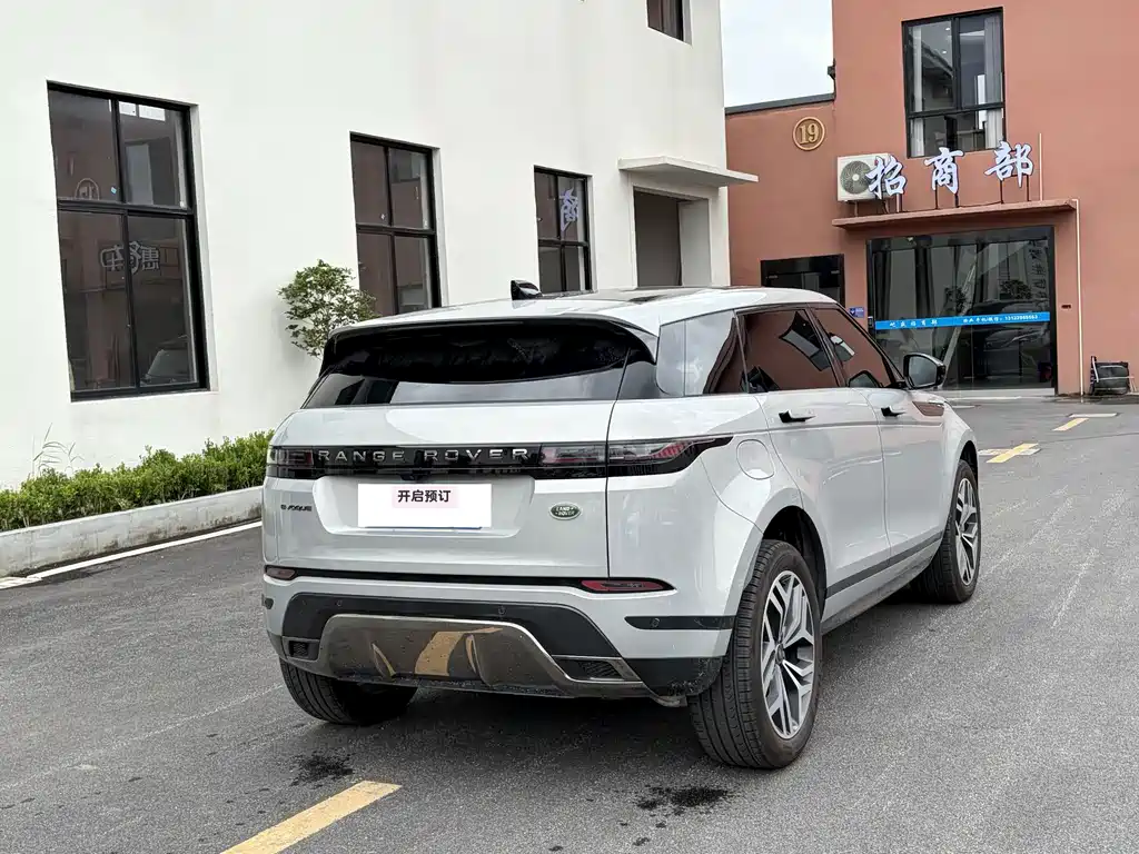 Land Rover Evoque — миниатюра 8