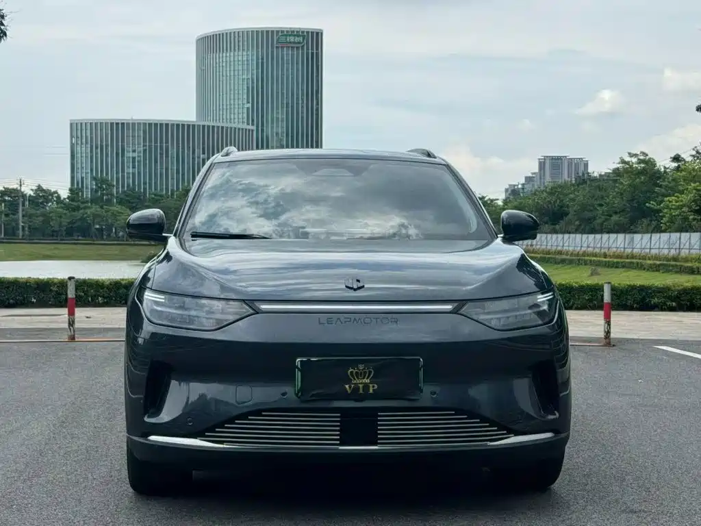 Leapmotor Leapmotor C11 — миниатюра 2