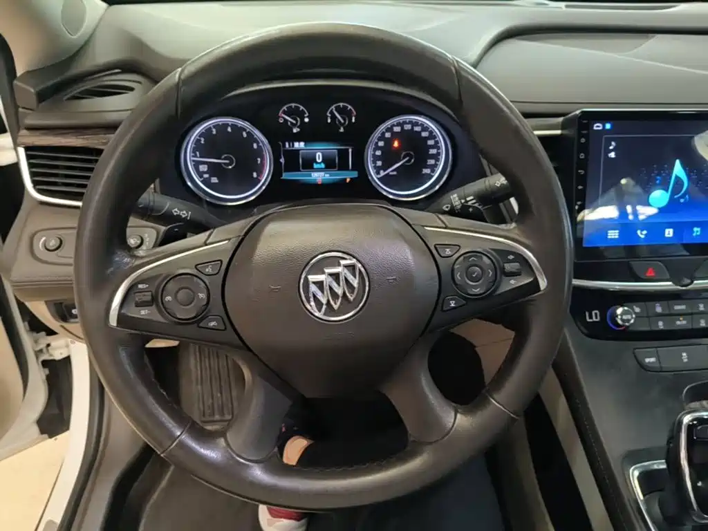 Buick LaCrosse — миниатюра 11