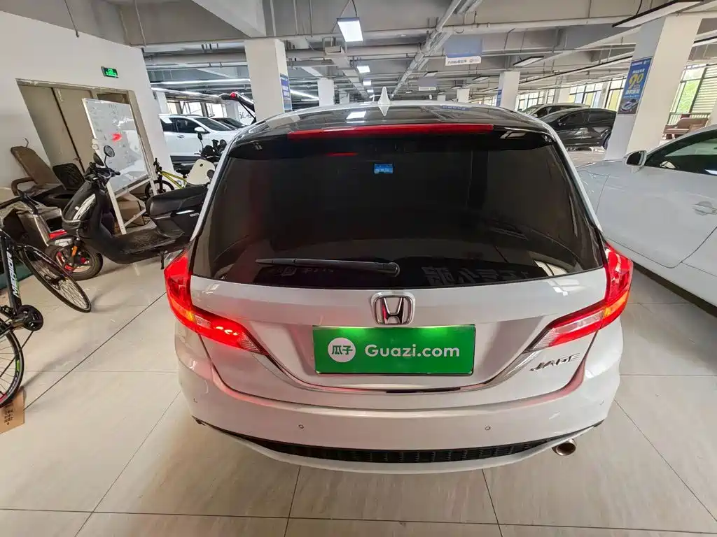 Honda Jade — миниатюра 6