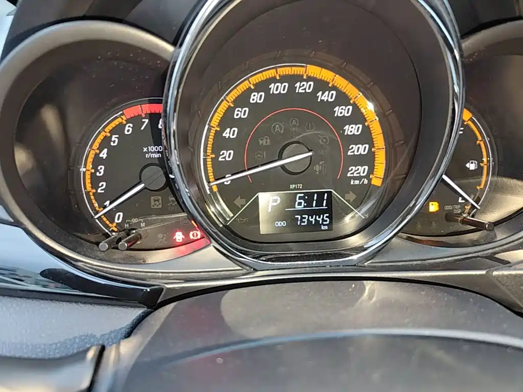 Toyota Yaris L — миниатюра 12