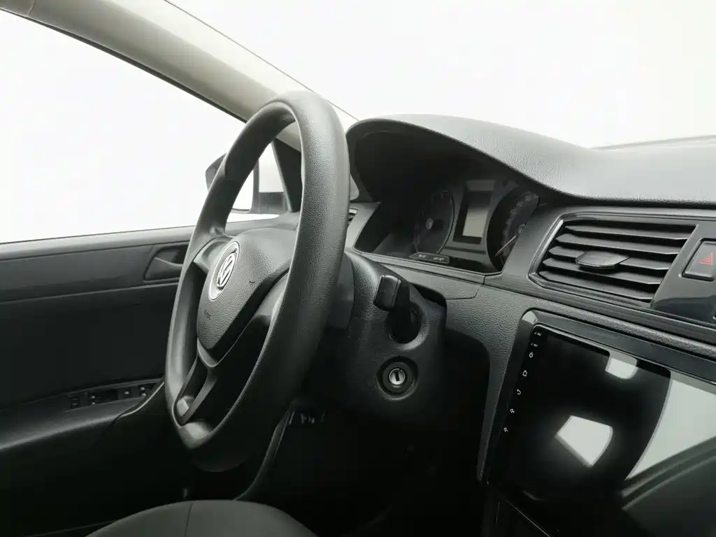Volkswagen Santana — миниатюра 22