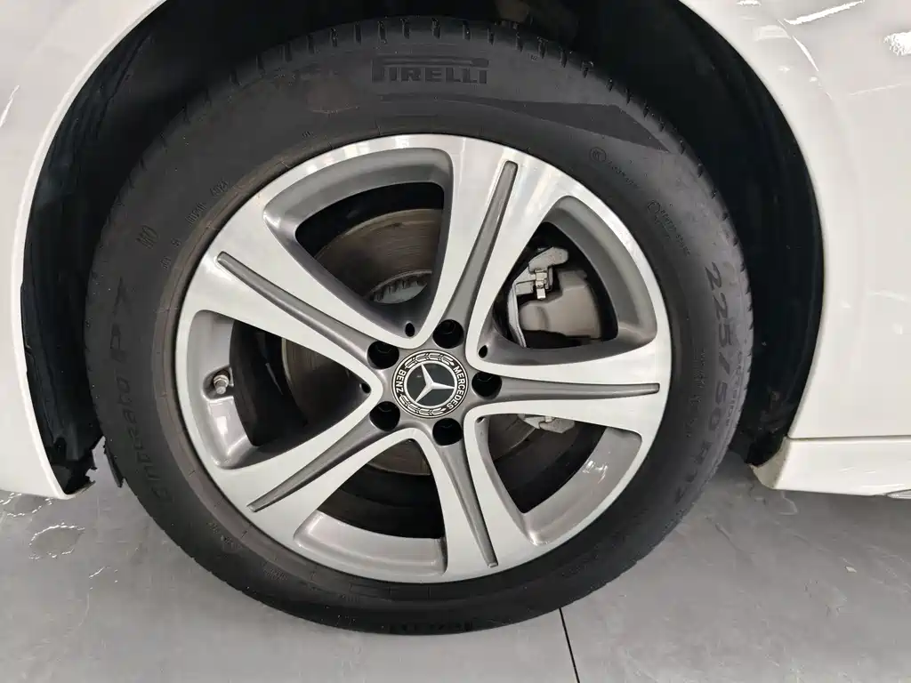 Mercedes-Benz C-Class — миниатюра 22