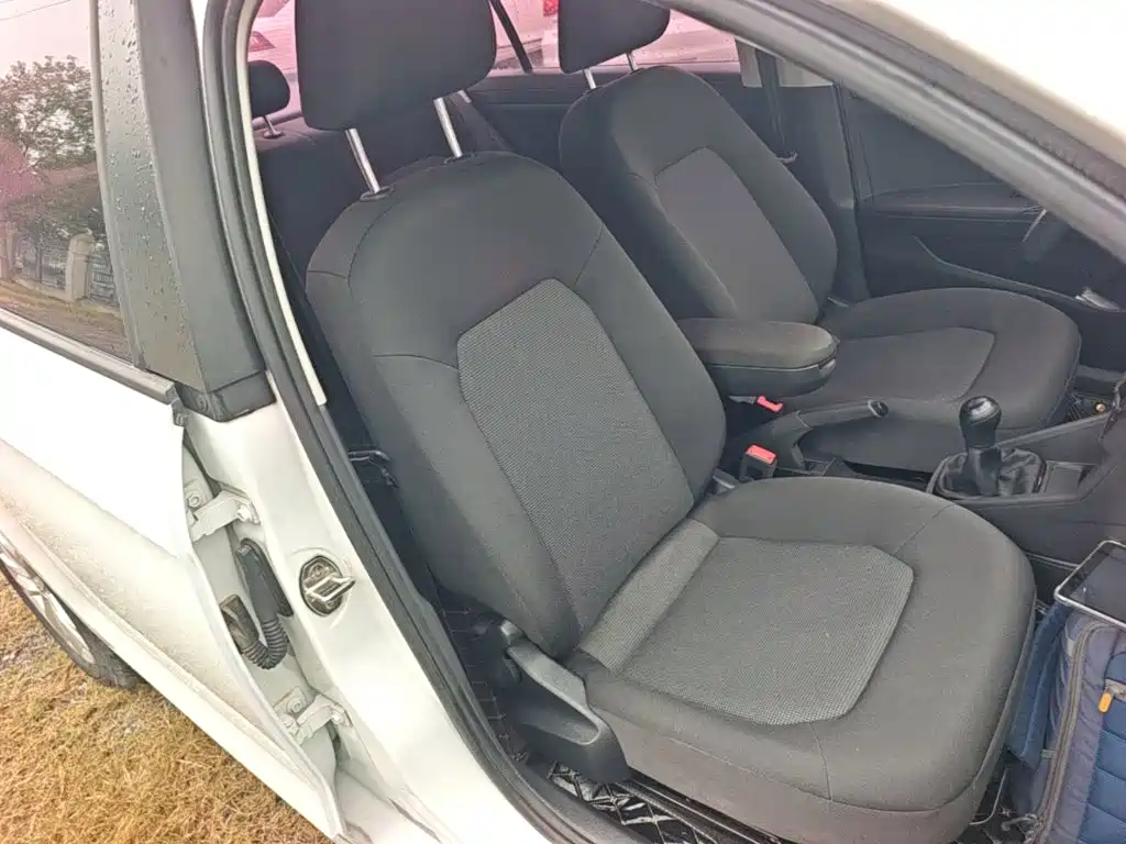 Volkswagen Jetta — миниатюра 25