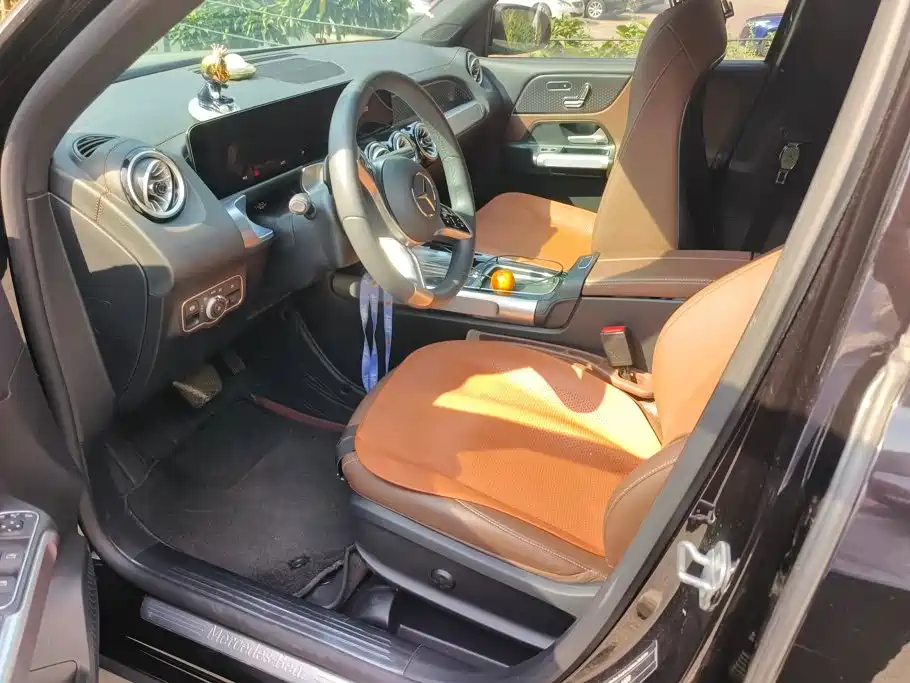 Mercedes-Benz GLB — миниатюра 9