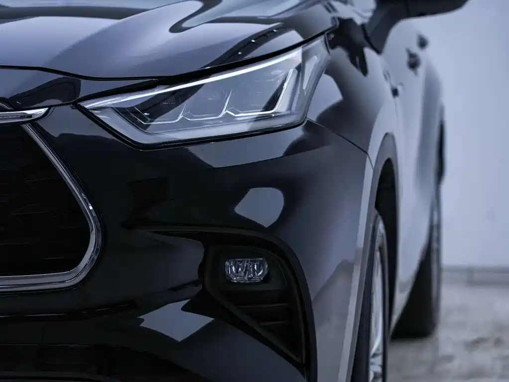 Toyota Highlander 2022 2.5L 7 мест